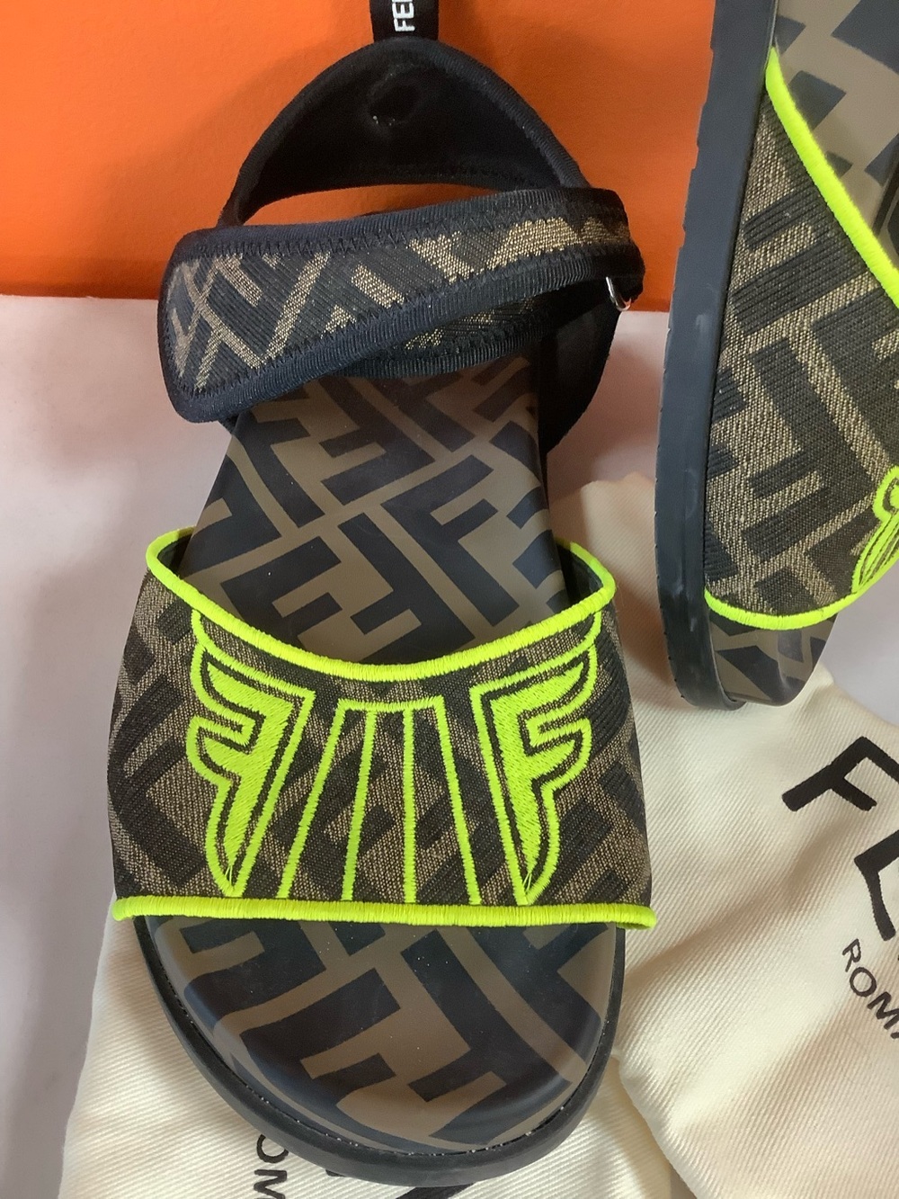 Fendi Monogram Flat Sandals - Picture 7 of 10